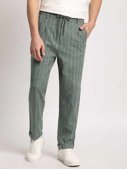 Men's Vertical Striped Tapered Fit Casual Trouser